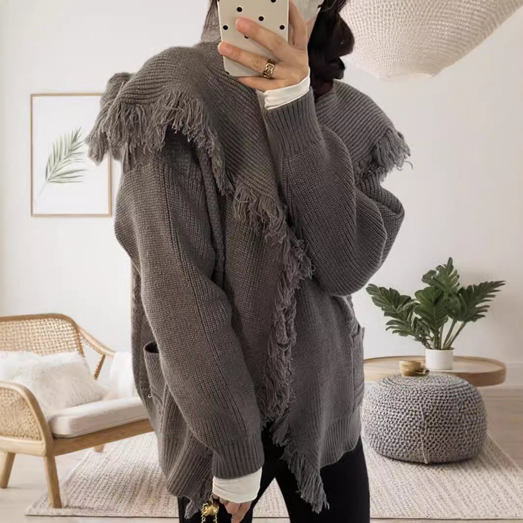 Damens oversized kofta med fransiga detaljer och öppen skärning Mirla-Eva Jonsson
