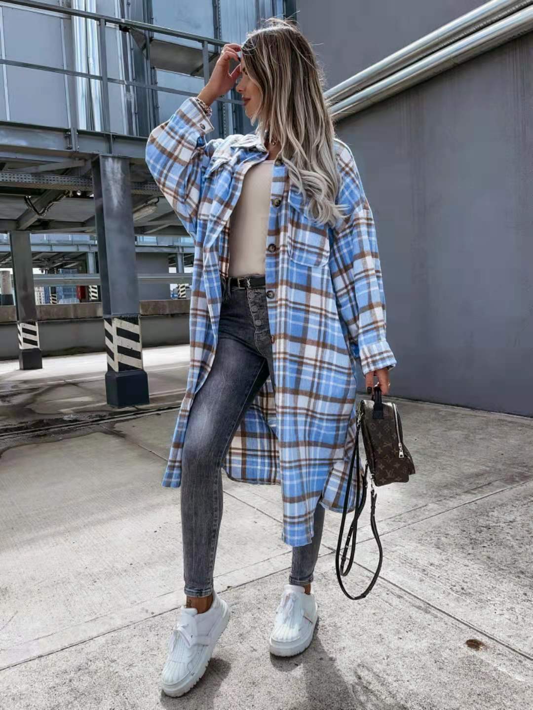 Damens oversized rutiga skjortblusjacka Mirla-Eva Jonsson