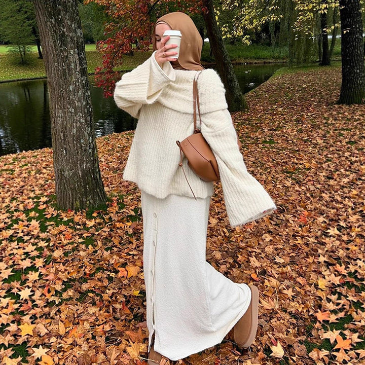 Damens oversized stickad tröja med vid passform och djup V-ringning Eva Jonsson-Eva Jonsson