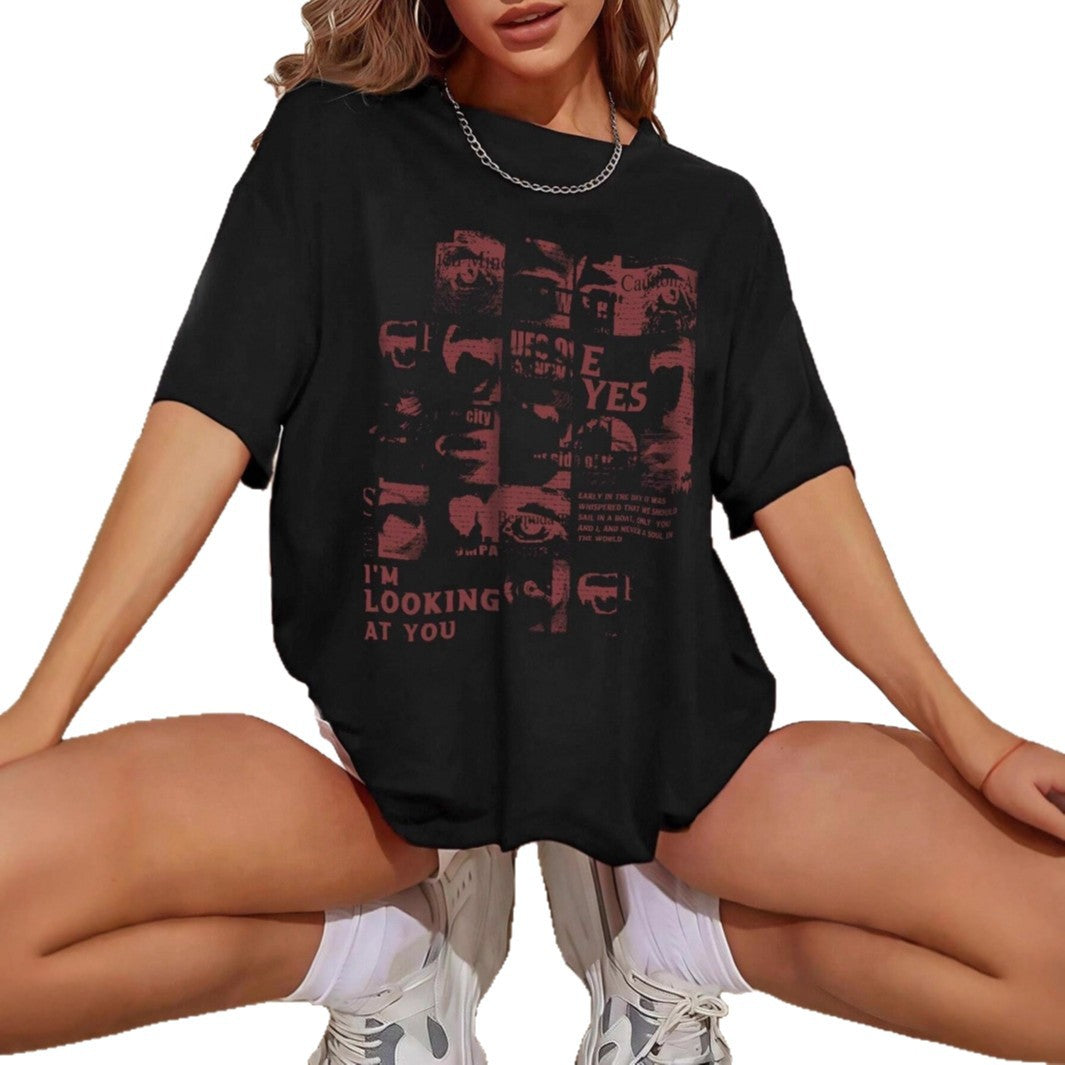 Damens oversized t-shirt med kreativ text och avslappnad passform Mirla-Eva Jonsson