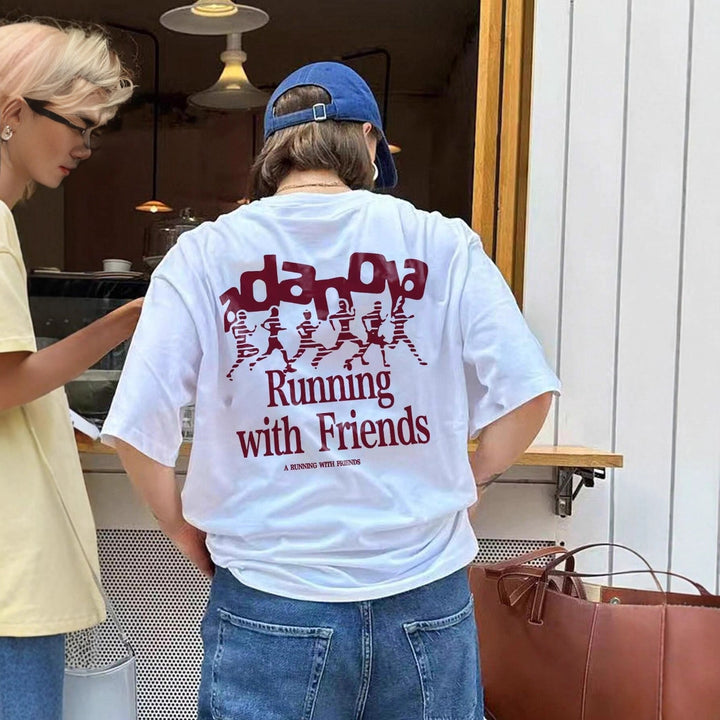 Damens oversized t-shirt med kreativ text och avslappnad passform Mirla-Eva Jonsson