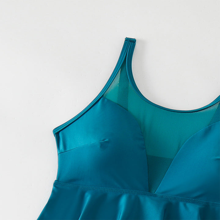 Damens swimsuit with flowing top and sporty shorts Mirla-Eva Jonsson
