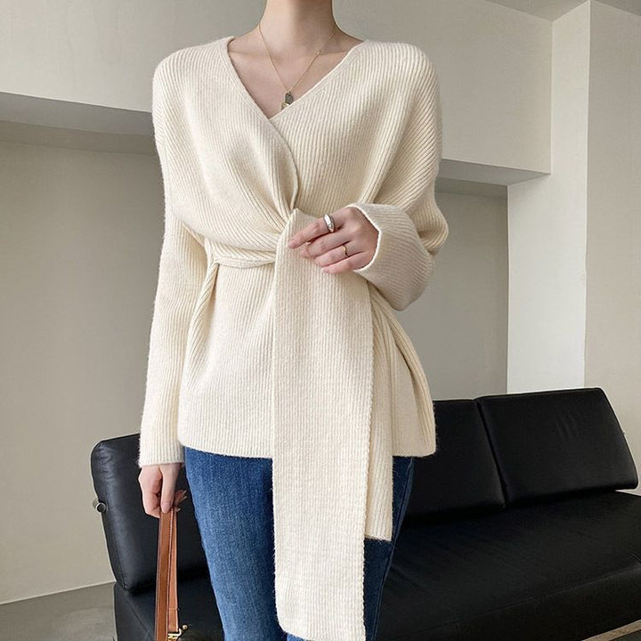 Damens trendiga blus med omslag design och knytbälte Mirla-Eva Jonsson