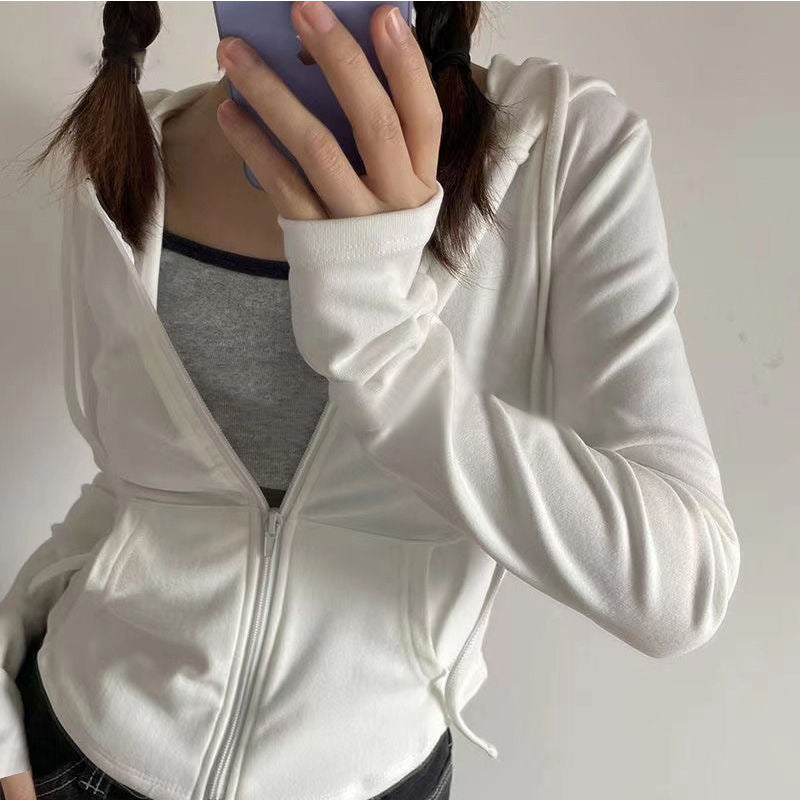 Damens trendiga hoodie med praktisk dragkedja Mirla-Eva Jonsson