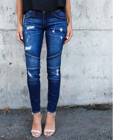 Damensmala jeans med modernt ribbmönster och fransig nederkant Mirla-Eva Jonsson