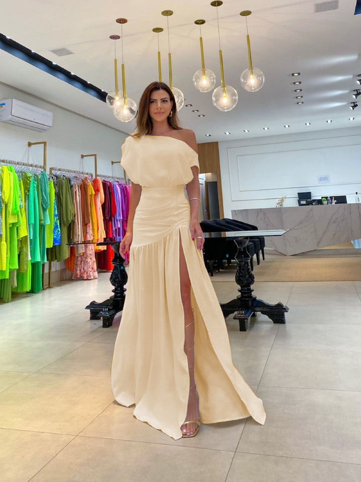 Damer Asymmetrisk Maxikjol med Slits och Off-Shoulder Design Mirla-Eva Jonsson