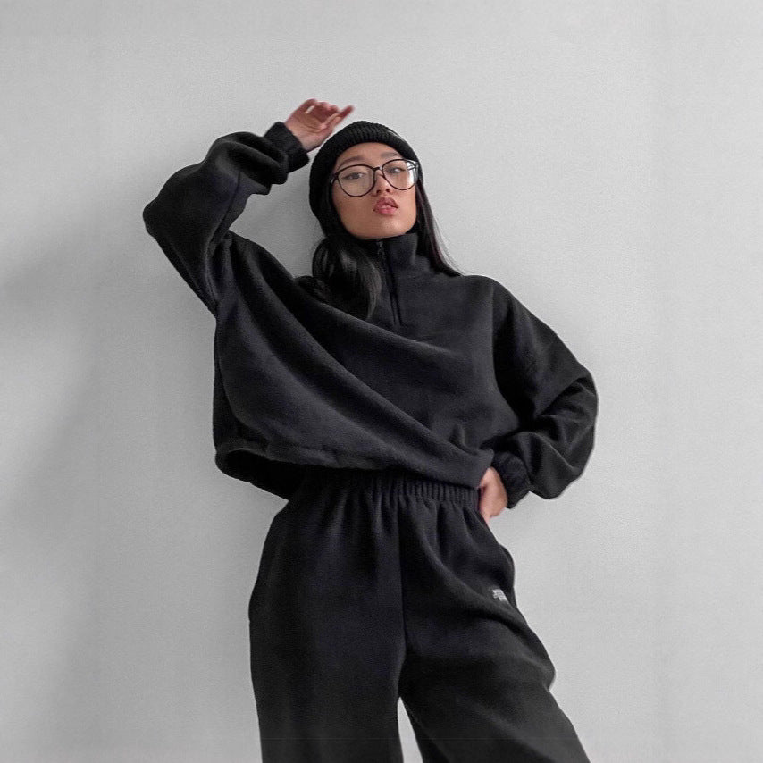 Damer Avslappnad Fleece Träningsoverall med Hög Krage och Elastisk Midja Mirla-Eva Jonsson