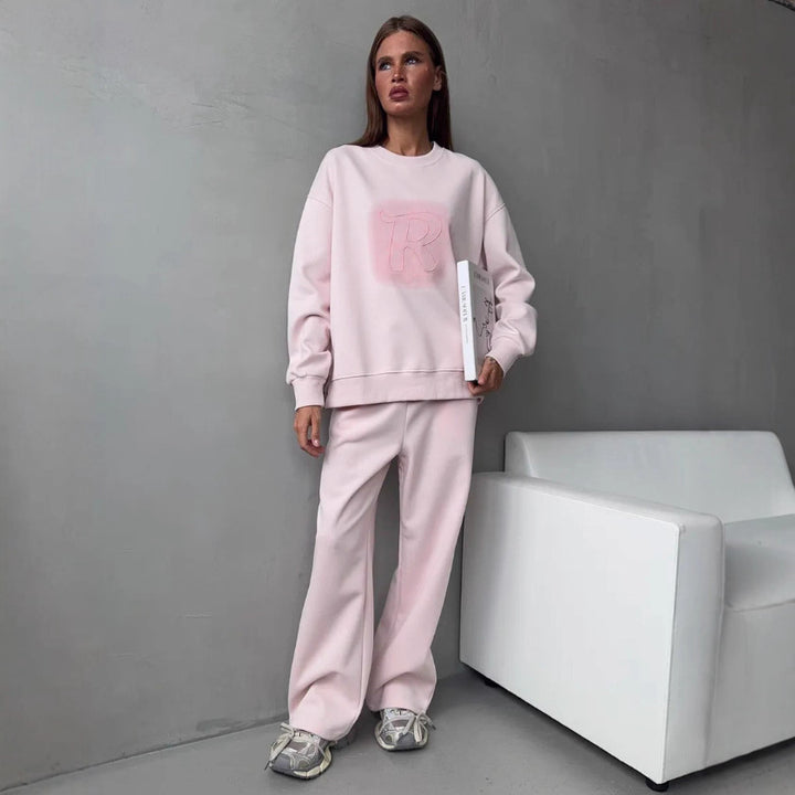 Damer Avslappnad Fritidsset med Oversized Sweatshirt och Bekväma Byxor Eva Jonsson-Eva Jonsson
