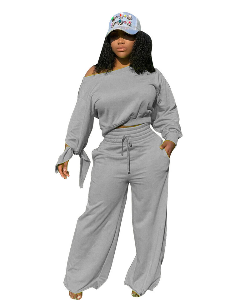 Damer Avslappnad Två-Dels Set med Lös Passform och Off-Shoulder Design Mirla-Eva Jonsson