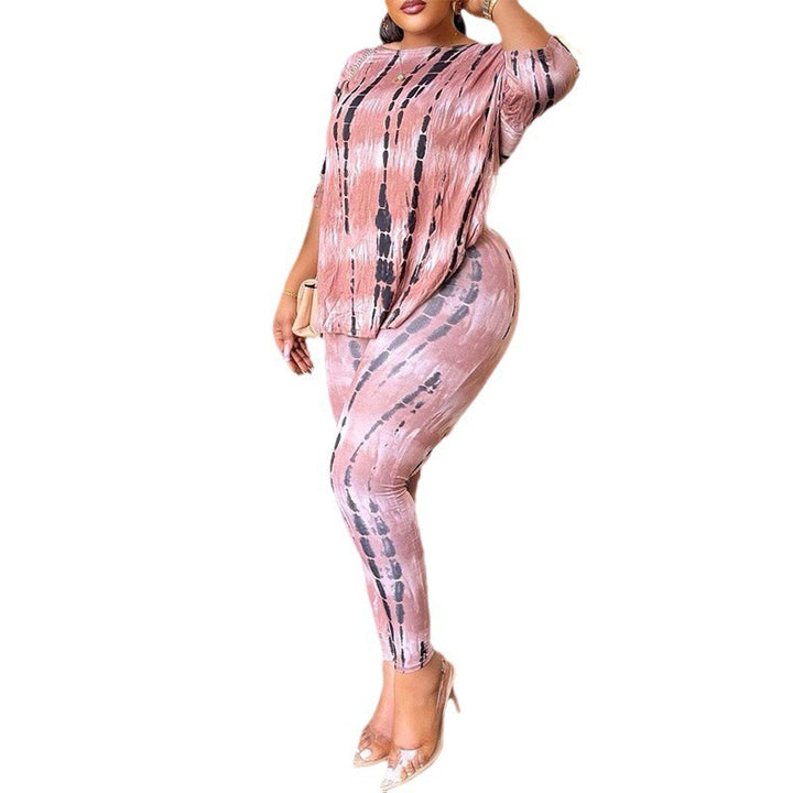 Damer Avslappnad kombinationsoutfit med abstrakt mönster och raglanärmar Mirla-Eva Jonsson