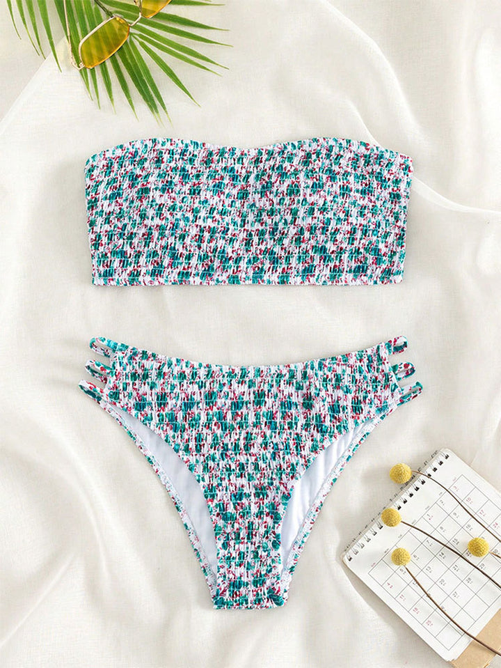 Damer Bandeau-bikini med raffinerade volangdetaljer Mirla-Eva Jonsson