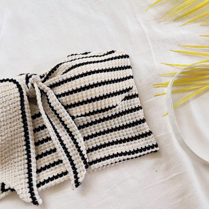 Damer Bandeau-top och shorts-set med marinrandigt mönster Mirla-Eva Jonsson