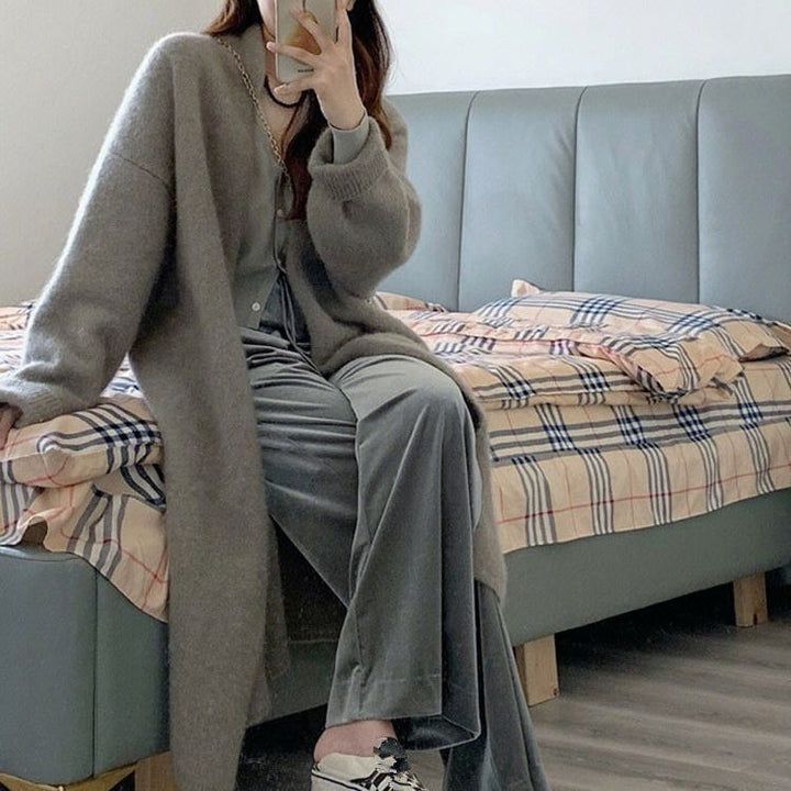 Damer Bekväm Knitted Jacket med oversized snitt och mjuka puffärmar Eva Jonsson-Eva Jonsson