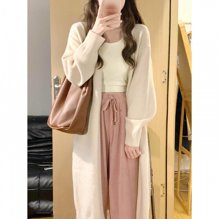 Damer Bekväm Knitted Jacket med oversized snitt och mjuka puffärmar Eva Jonsson-Eva Jonsson