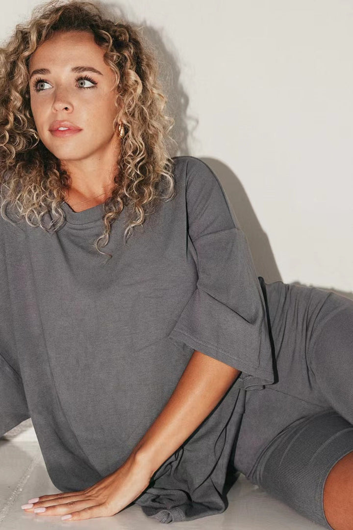 Damer Bekväm Oversize-Skjorta med Djup V-Urringning Mirla-Eva Jonsson