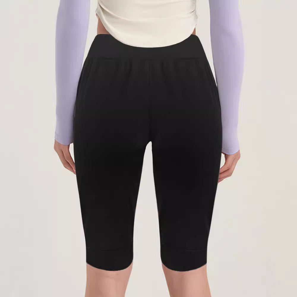 Damer Bekväma Jersey-Shorts med Elastisk Midja och Praktiska Sidofickor Mirla-Eva Jonsson