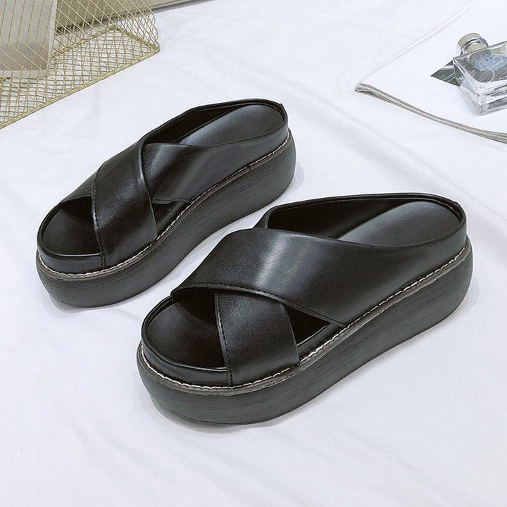 Damer Bekväma Platåslippers med Elegant Korsdesign Mirla-Eva Jonsson