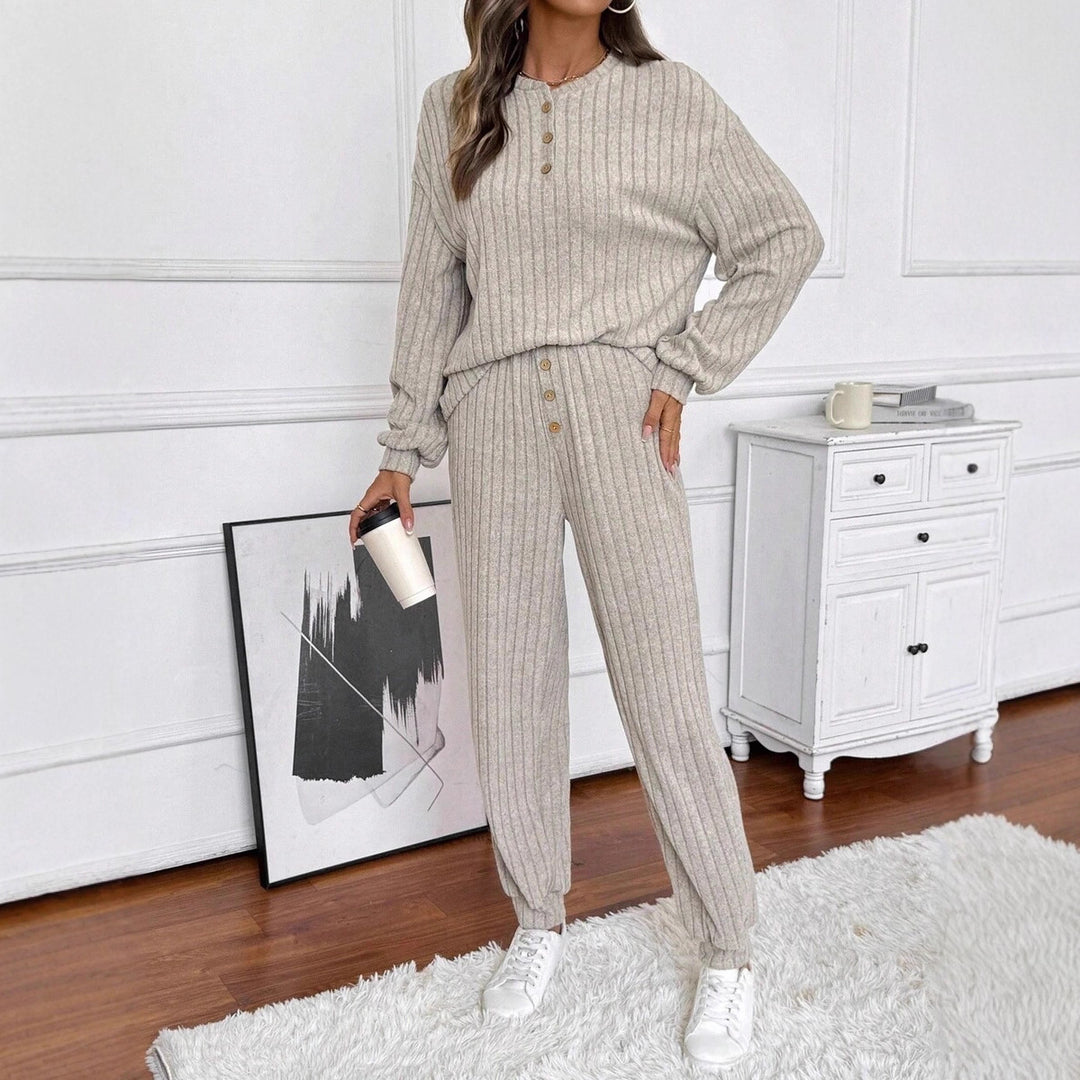 Damer Bekväma Ribbstickat Loungewear-set med Knappslå Mirla-Eva Jonsson