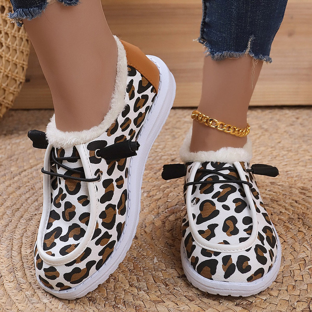 Damer Bekväma sneakers i mjukt fodrat material med leopardmönster Mirla-Eva Jonsson