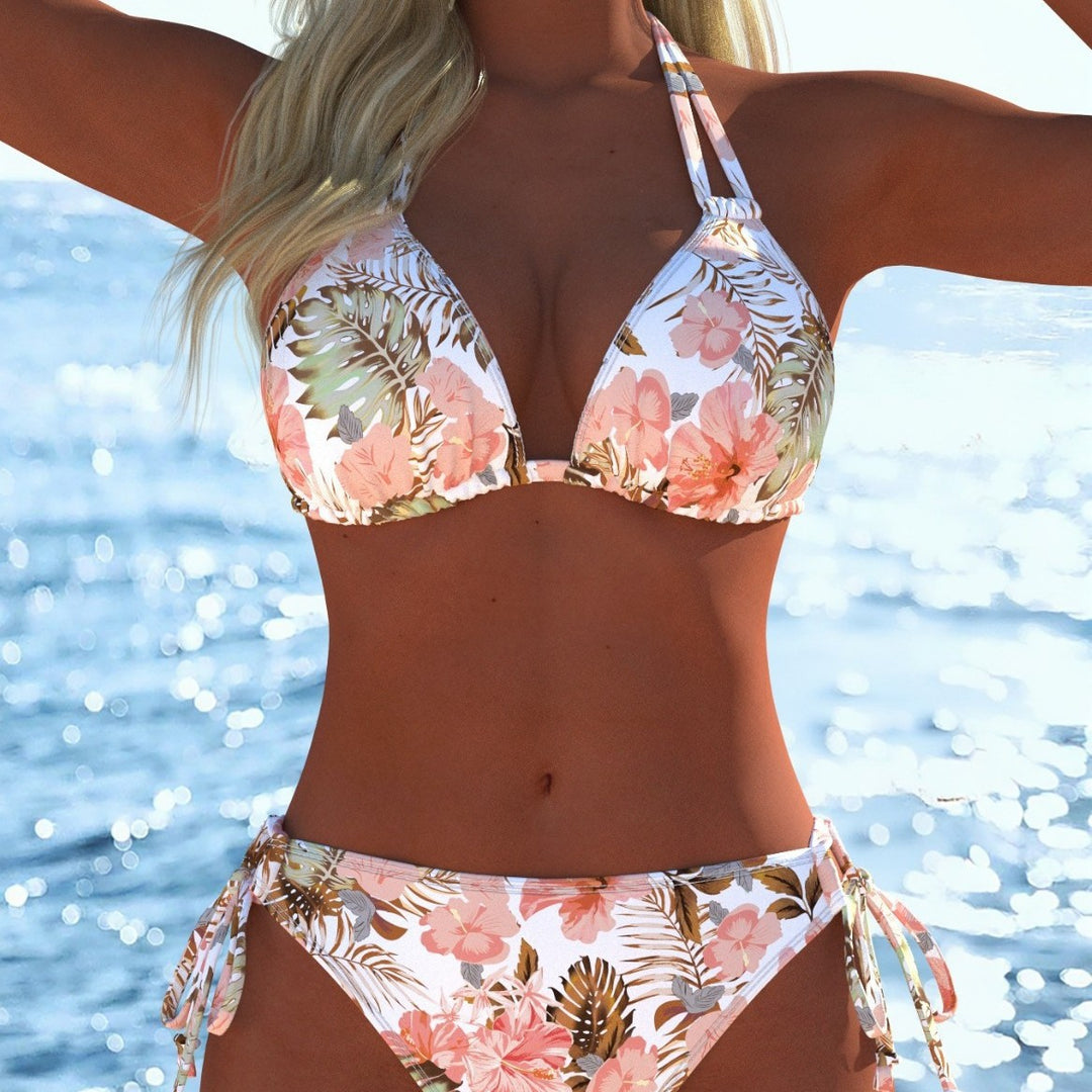 Damer Bikini-set med elegant palmtryck och smakfull smyckedetalj Mirla-Eva Jonsson