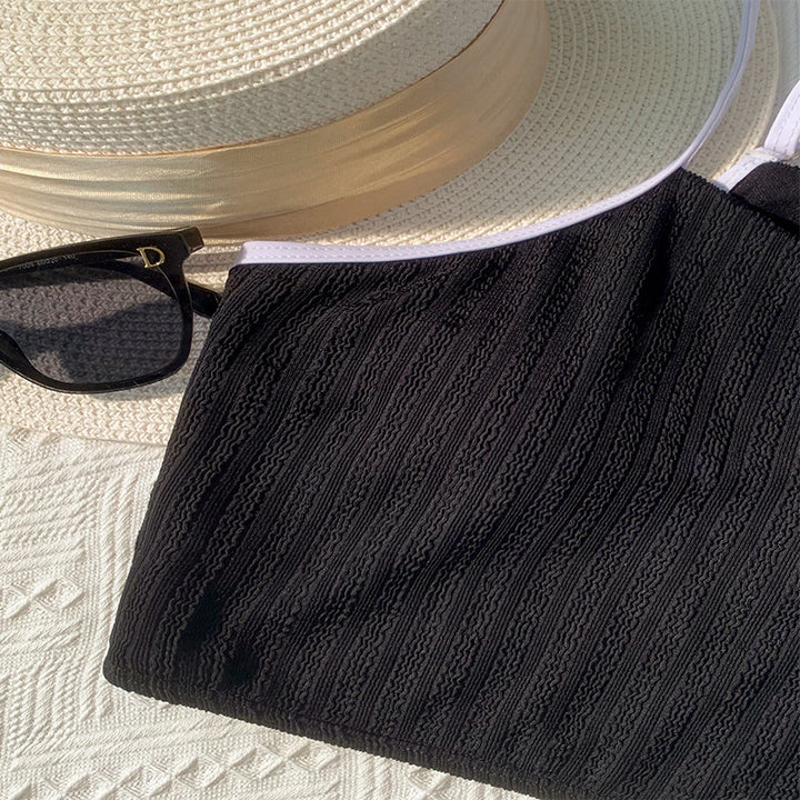 Damer Bikini-set med moderiktigt high-cut trosor och sportig crop-top Mirla-Eva Jonsson