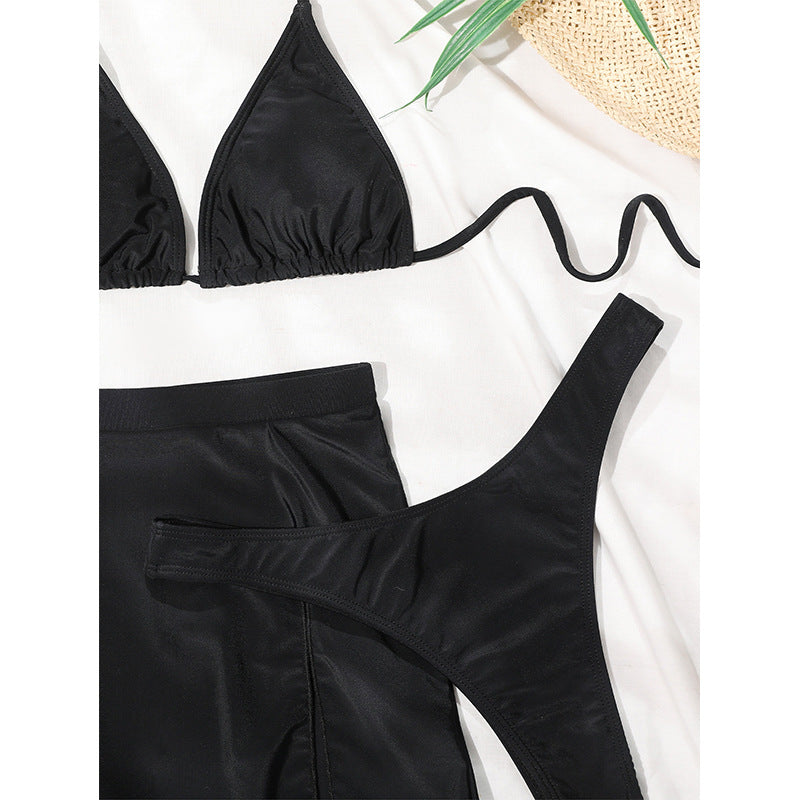 Damer Bikini-set med sexy triangle överdel och moderiktig kjol Mirla-Eva Jonsson