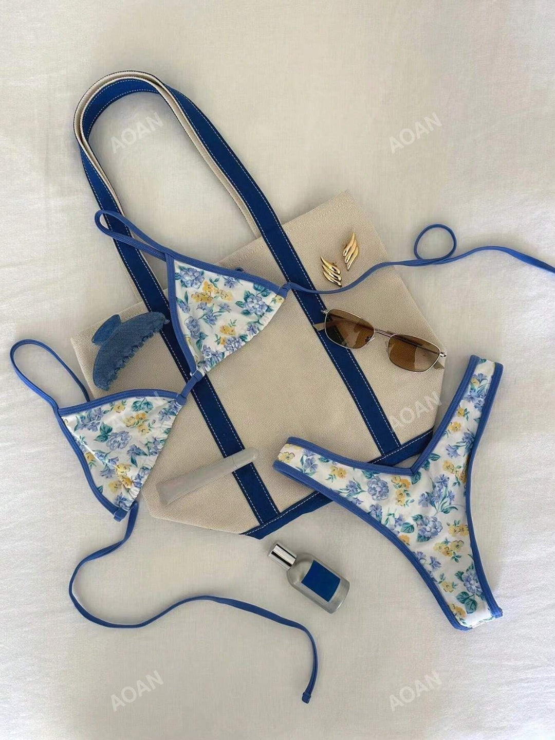 Damer Bikiniset med blommönster Mirla-Eva Jonsson