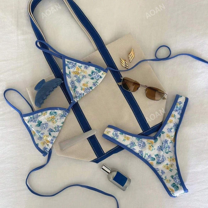 Damer Bikiniset med blommönster Mirla-Eva Jonsson