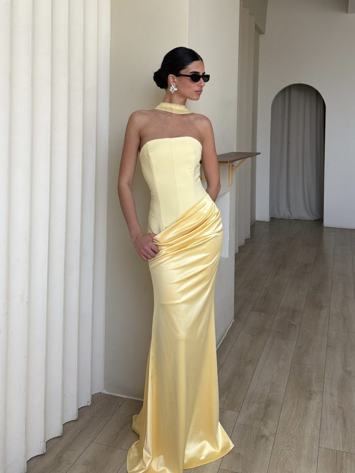 Damer Bodycon kvällsklänning med elegant drapering Mirla-Eva Jonsson