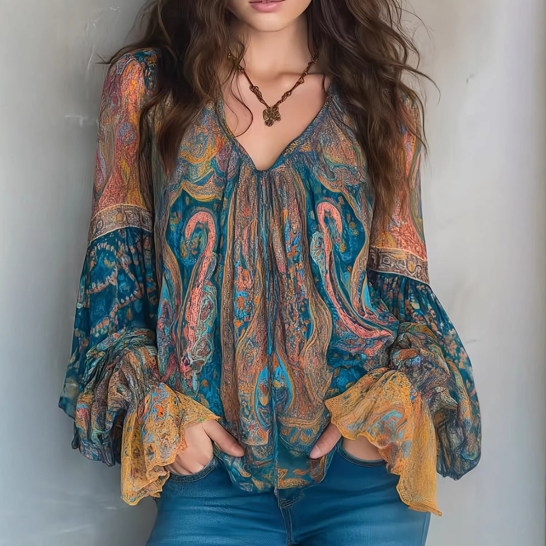Damer Boho-Chic blus med flammiga ärmar och V-ringning Mirla-Eva Jonsson