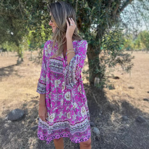 Damer Boho-Chic klänning med blommönster och knapplist Mirla-Eva Jonsson