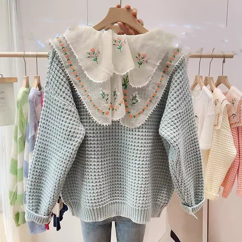 Damer Broderad Cardigan med Vida Skurna Krage Mirla-Eva Jonsson