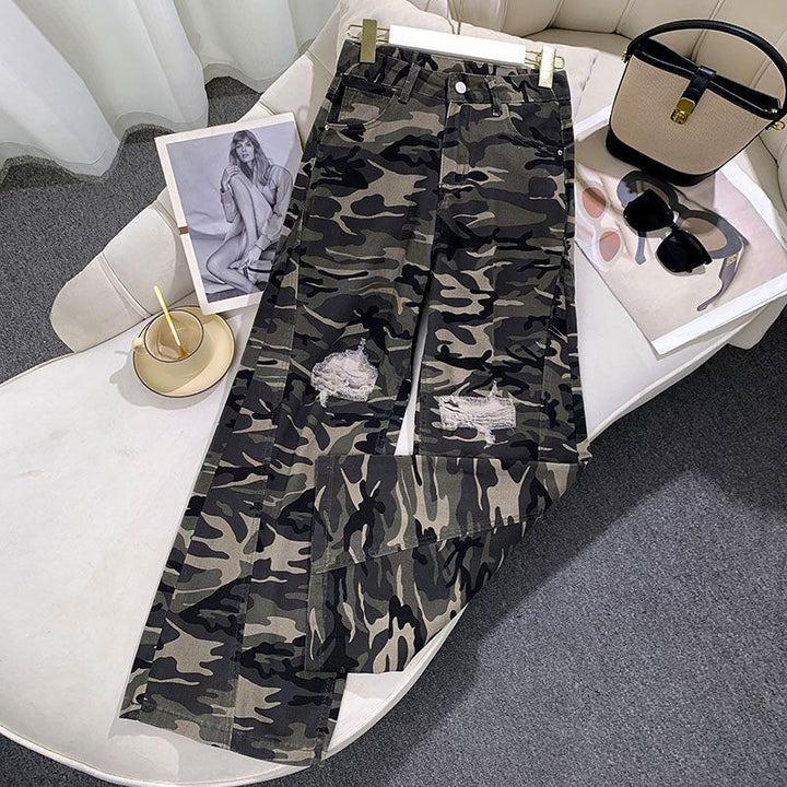 Damer Cargo Jeans i trendig Camouflage-design med Ripped-detaljer Eva Jonsson-Eva Jonsson