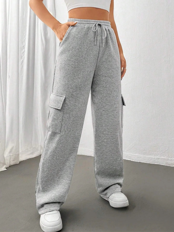 Damer Cargo-Joggingbyxor med elastisk midja och praktiska sidofickor Eva Jonsson-Eva Jonsson