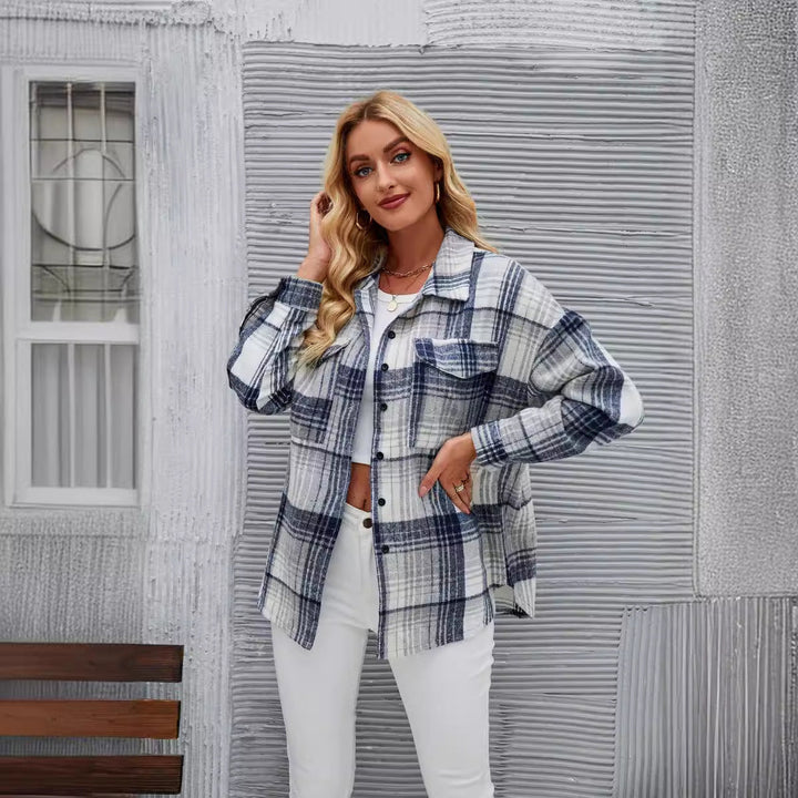 Damer Casual Flanellskjortjacka med Rutigt Mönster och Praktiska Bröstfickor Mirla-Eva Jonsson