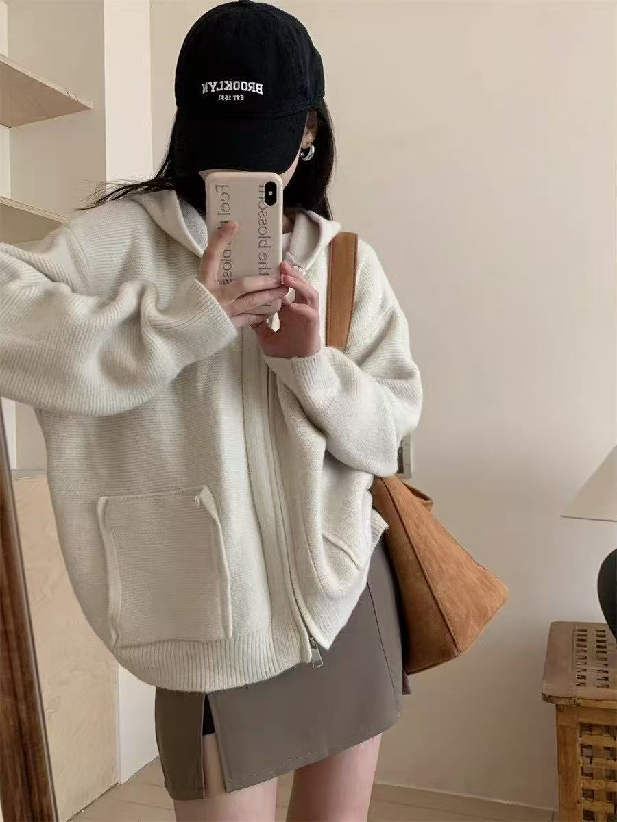 Damer Casual Oversized Cardigan med Huva och Fickor Mirla-Eva Jonsson