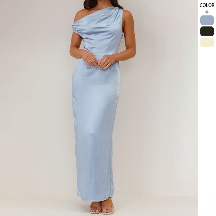 Damer Chic Maxi Klänning med Asymmetrisk Halsringning och Samlad Detalj Mirla-Eva Jonsson