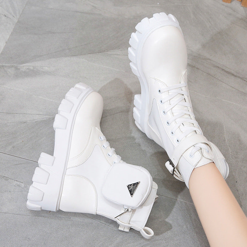 Damer Chunky Boots med praktisk sidofickdesign Eva Jonsson-Eva Jonsson