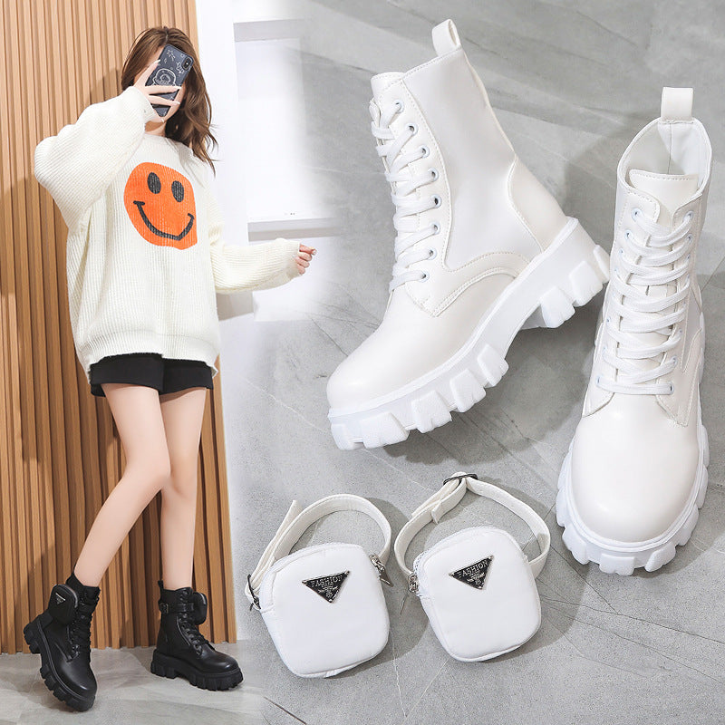 Damer Chunky Boots med praktisk sidofickdesign Eva Jonsson-Eva Jonsson
