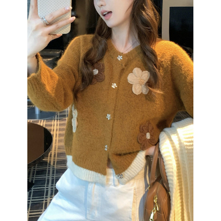 Damer Cozy Cardigan med Blomsterapplikationer Mirla-Eva Jonsson