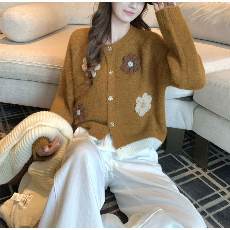 Damer Cozy Cardigan med Blomsterapplikationer Mirla-Eva Jonsson