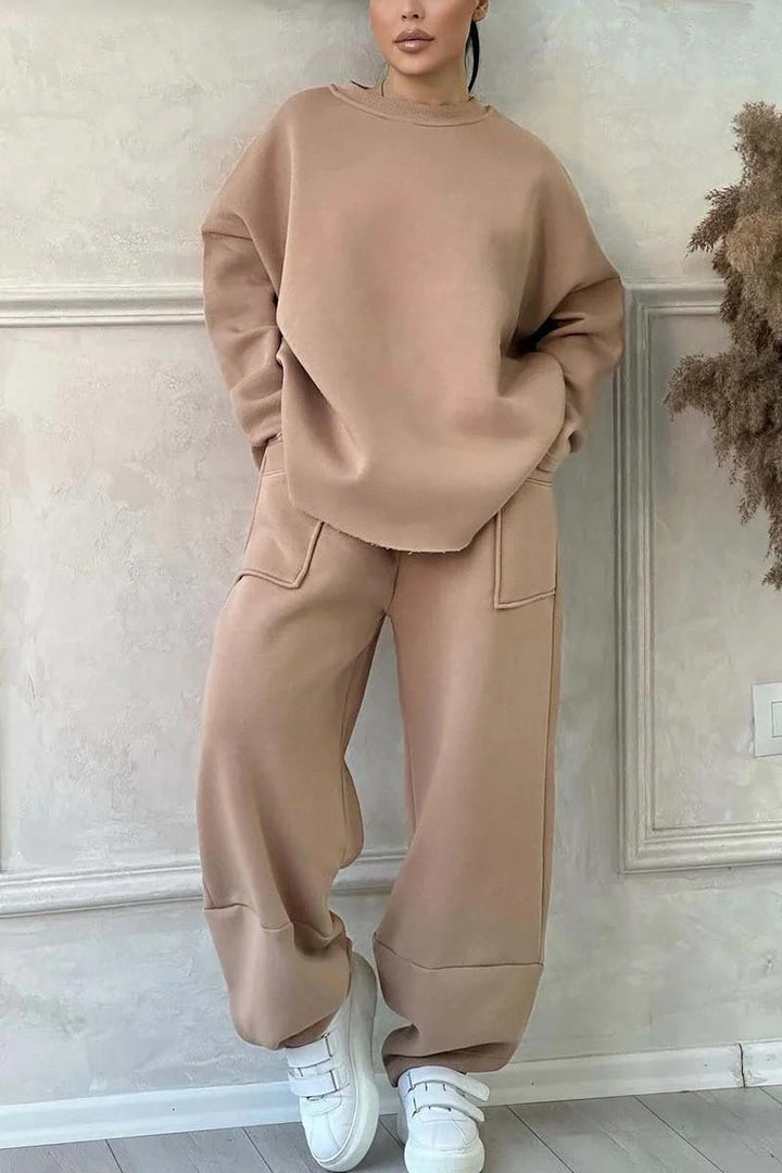 Damer Cozy Oversized Sweatset med rymliga fickor och behaglig passform Mirla-Eva Jonsson