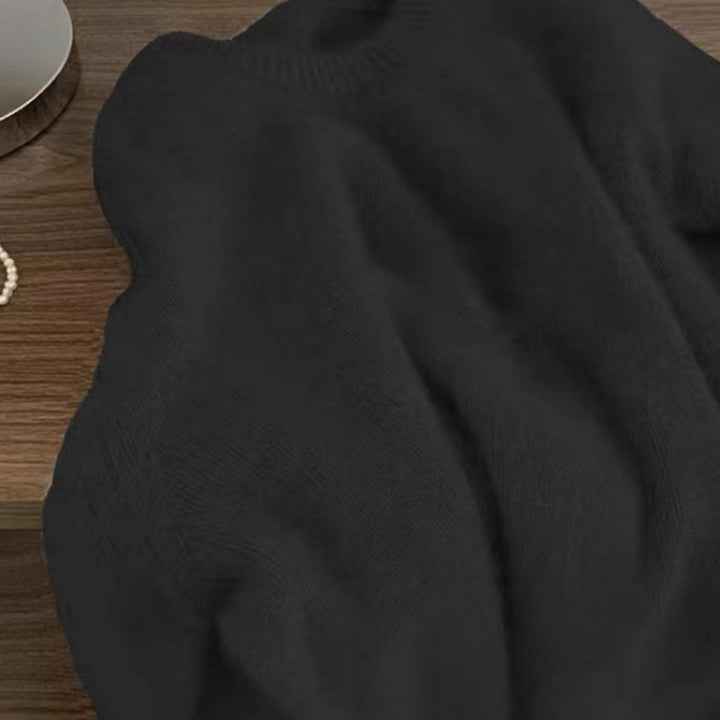 Damer Cozy Sweater gjord av finstickad blandning Mirla-Eva Jonsson
