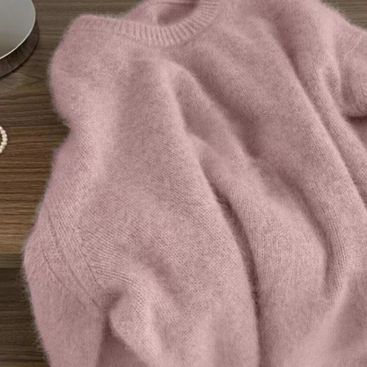 Damer Cozy Sweater gjord av finstickad blandning Mirla-Eva Jonsson