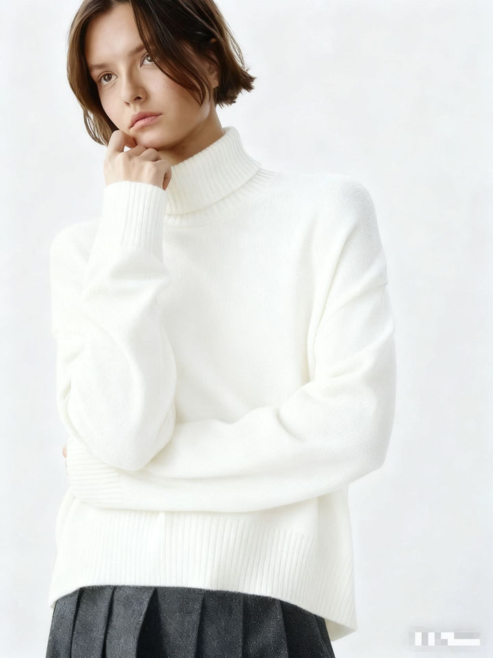 Damer Cozy Turtleneck Tröja med Oversized Snitt och Fin Ribbad Struktur Mirla-Eva Jonsson