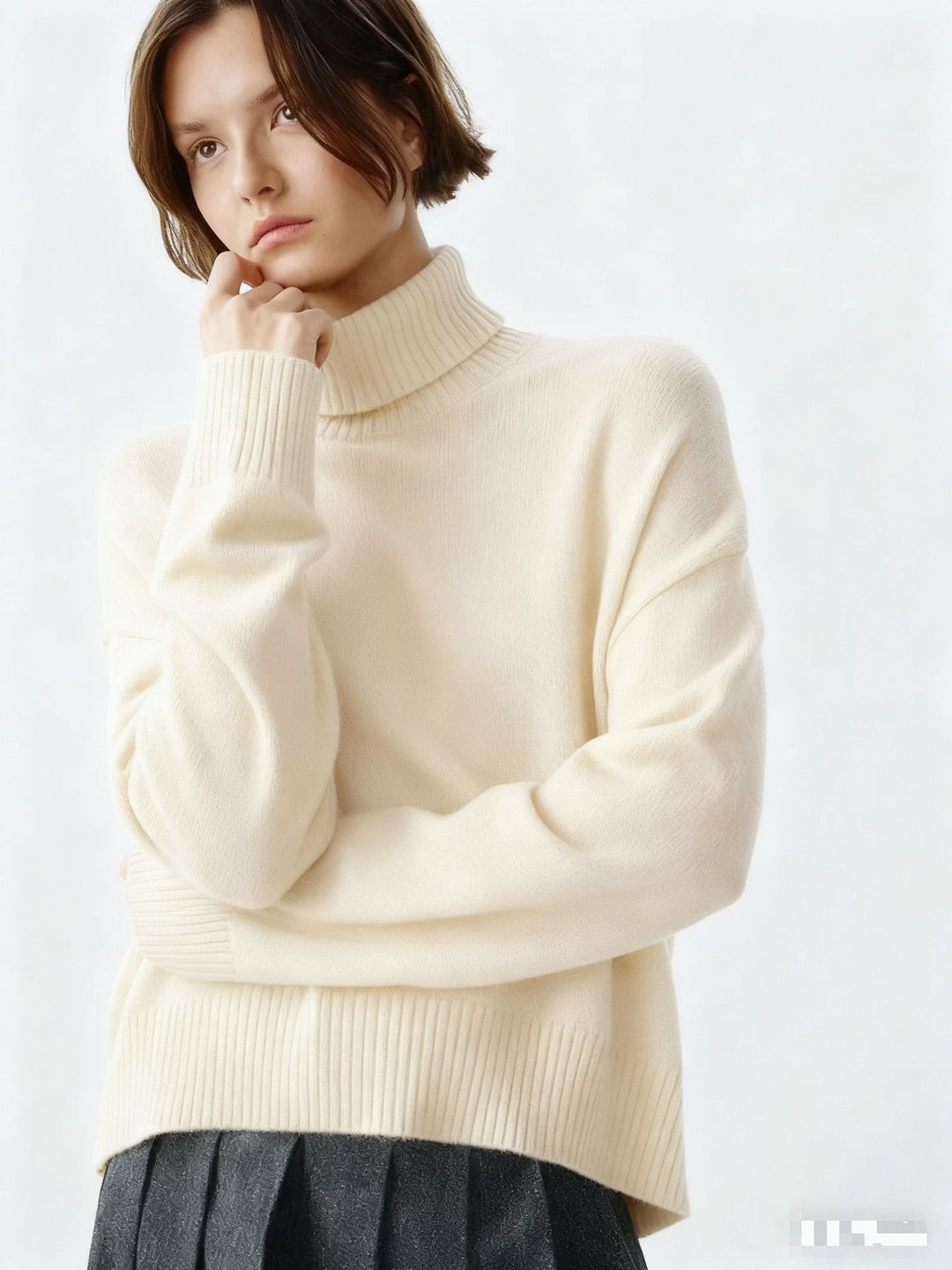 Damer Cozy Turtleneck Tröja med Oversized Snitt och Fin Ribbad Struktur Mirla-Eva Jonsson