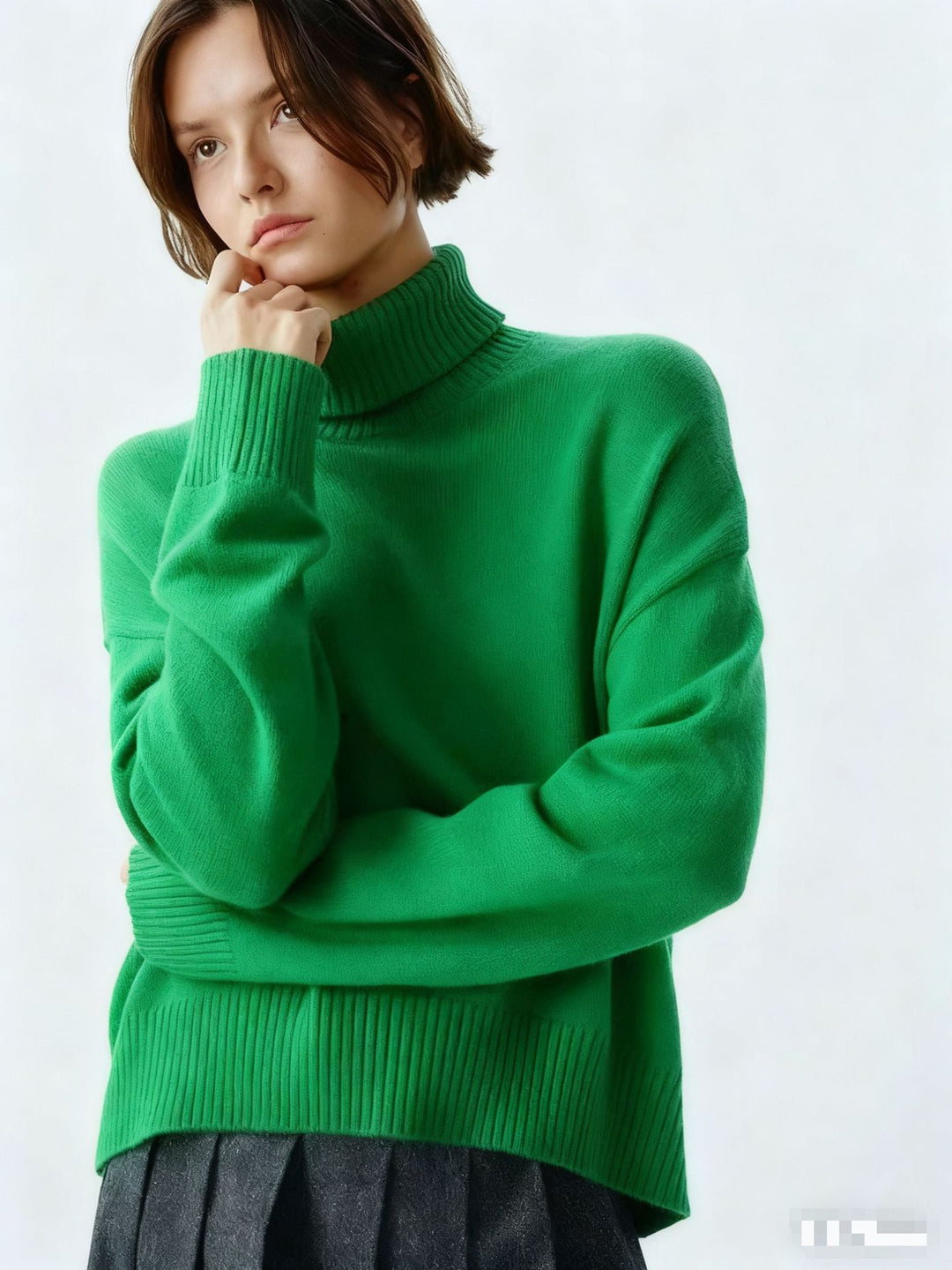 Damer Cozy Turtleneck Tröja med Oversized Snitt och Fin Ribbad Struktur Mirla-Eva Jonsson