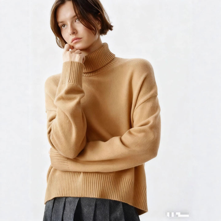 Damer Cozy Turtleneck Tröja med Oversized Snitt och Fin Ribbad Struktur Mirla-Eva Jonsson