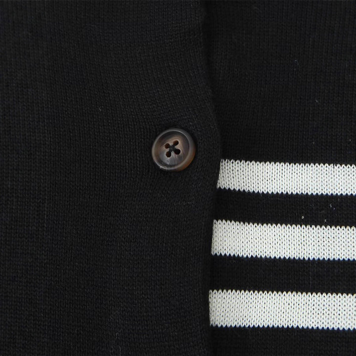 Damer Crop-Cardigan med modern design och strukturerad väv Mirla-Eva Jonsson