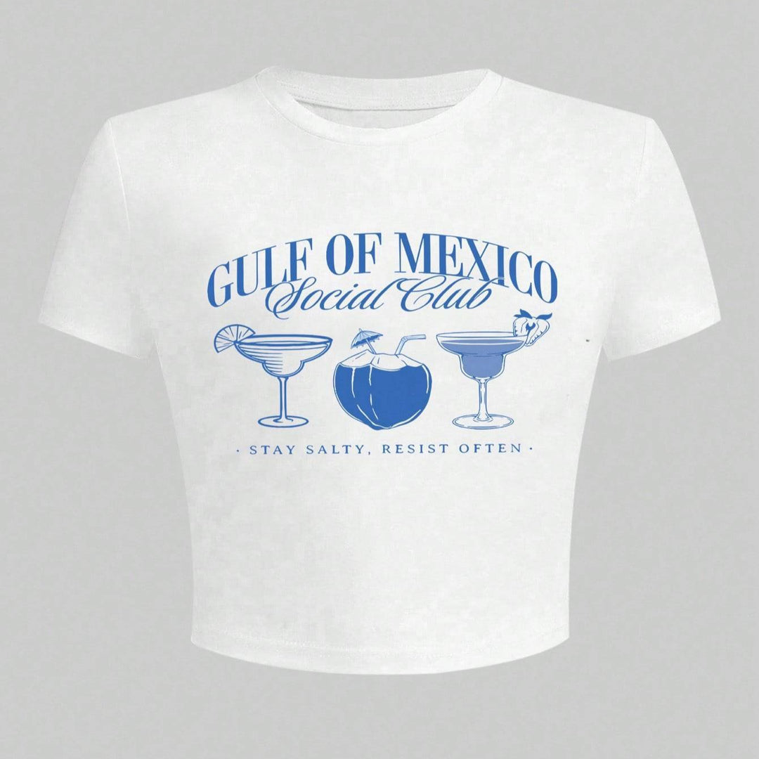 Damer Crop-T-shirt med kreativ cocktailmotiv och modern text Mirla-Eva Jonsson
